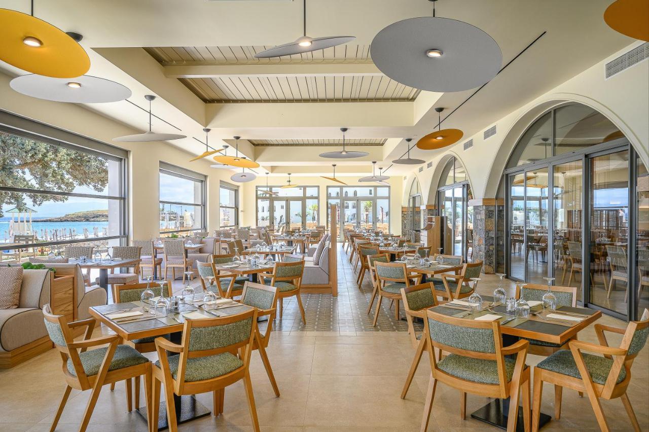 크레타 마리스 비치 리조트 헐소니소스 외부 사진 The dining room at the restaurant